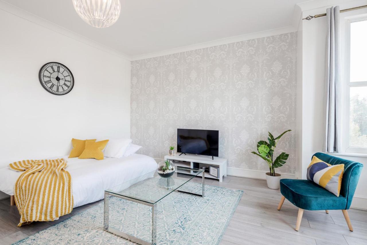 Business & Leisure 2 Bedroom & Parking By Damask Homes Ilford Exterior foto